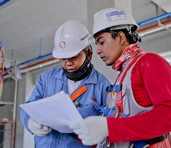 Atlas Gate Logistics team at work